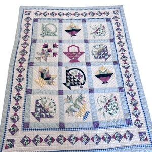 VINTAGE Flower Basket Arch Quilts Elmsford NY 82” x62” Twin Appliqué Floral
